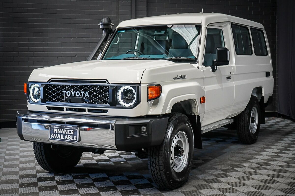 Toyota Landcruiser image 4