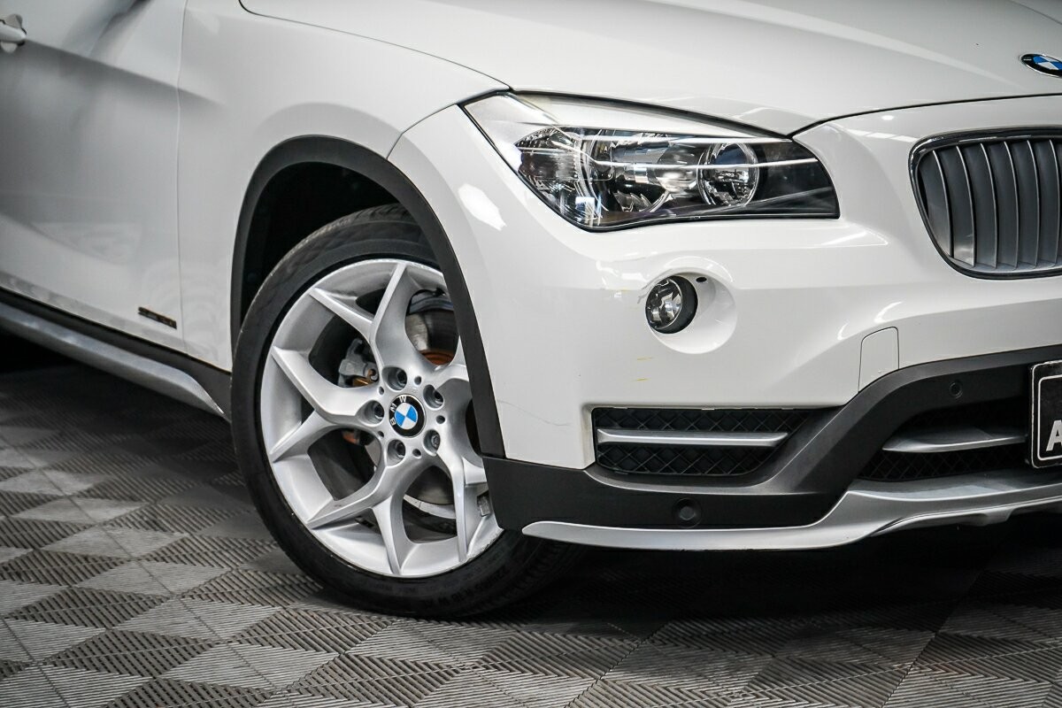 BMW X1 image 2