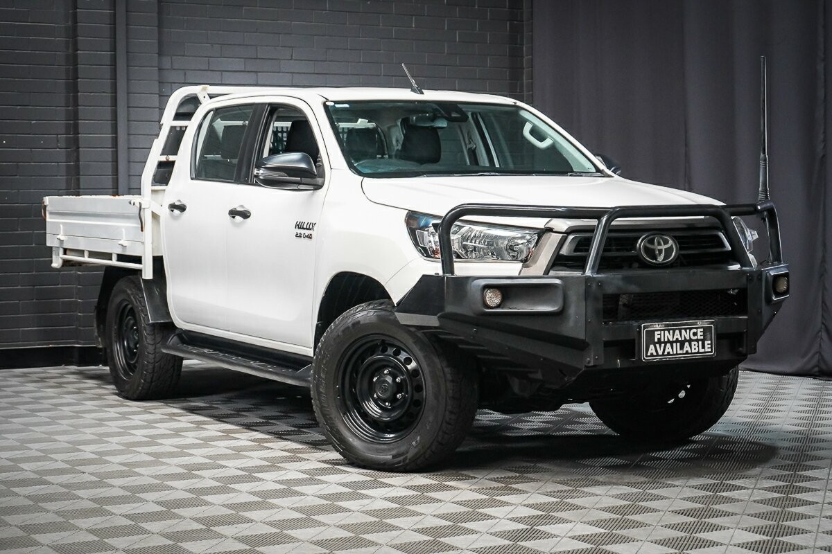 Toyota Hilux image 1