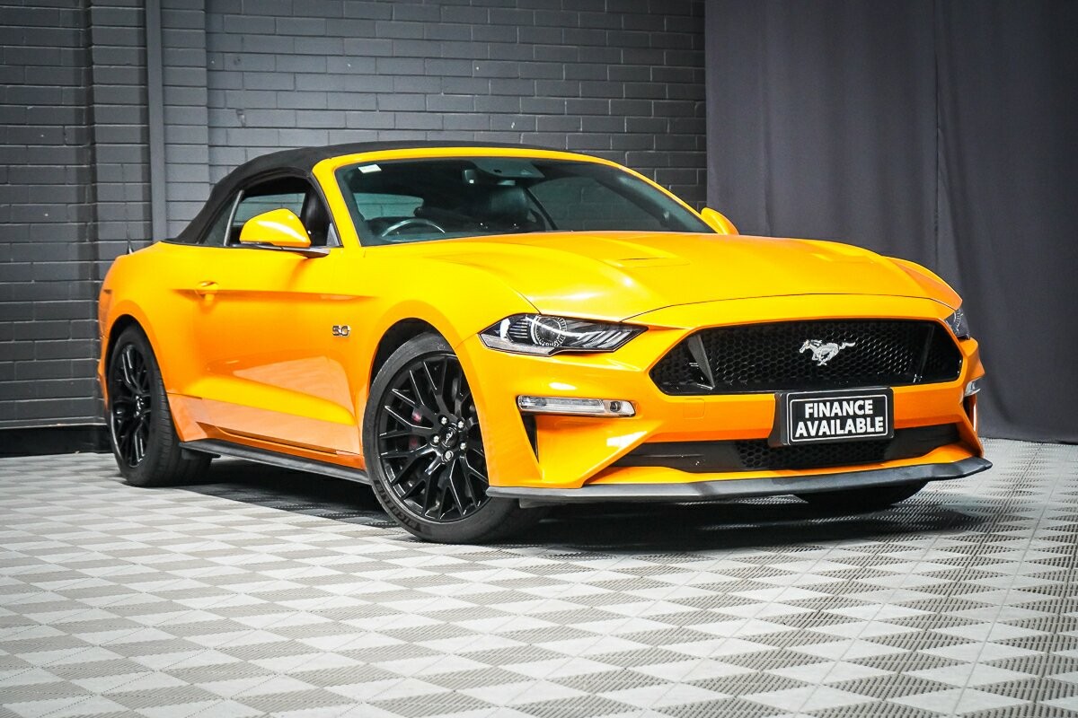 Ford Mustang image 1