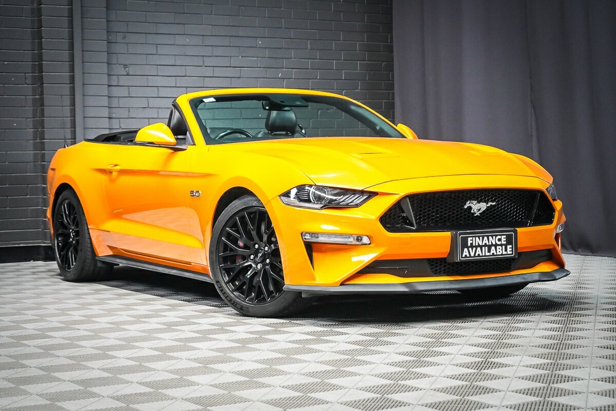 Ford Mustang image 2