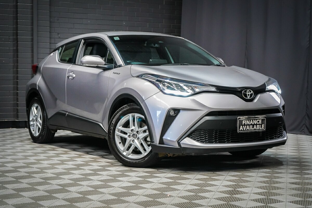 Toyota C-hr image 1