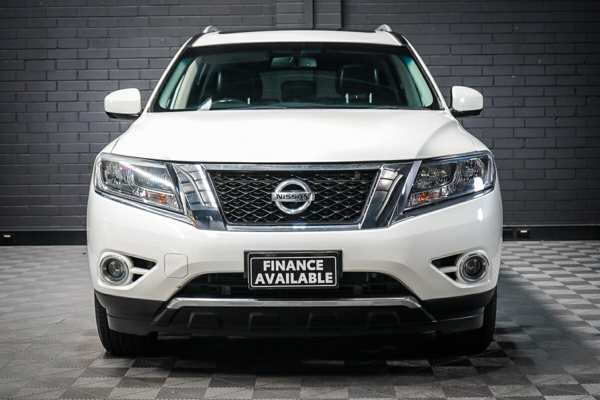 Nissan Pathfinder image 3