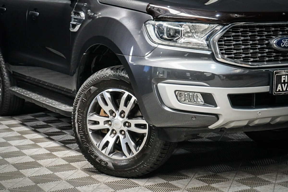 Ford Everest image 2