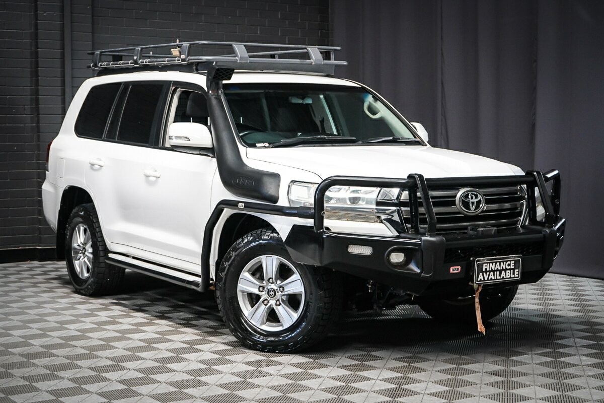 Toyota Landcruiser image 1