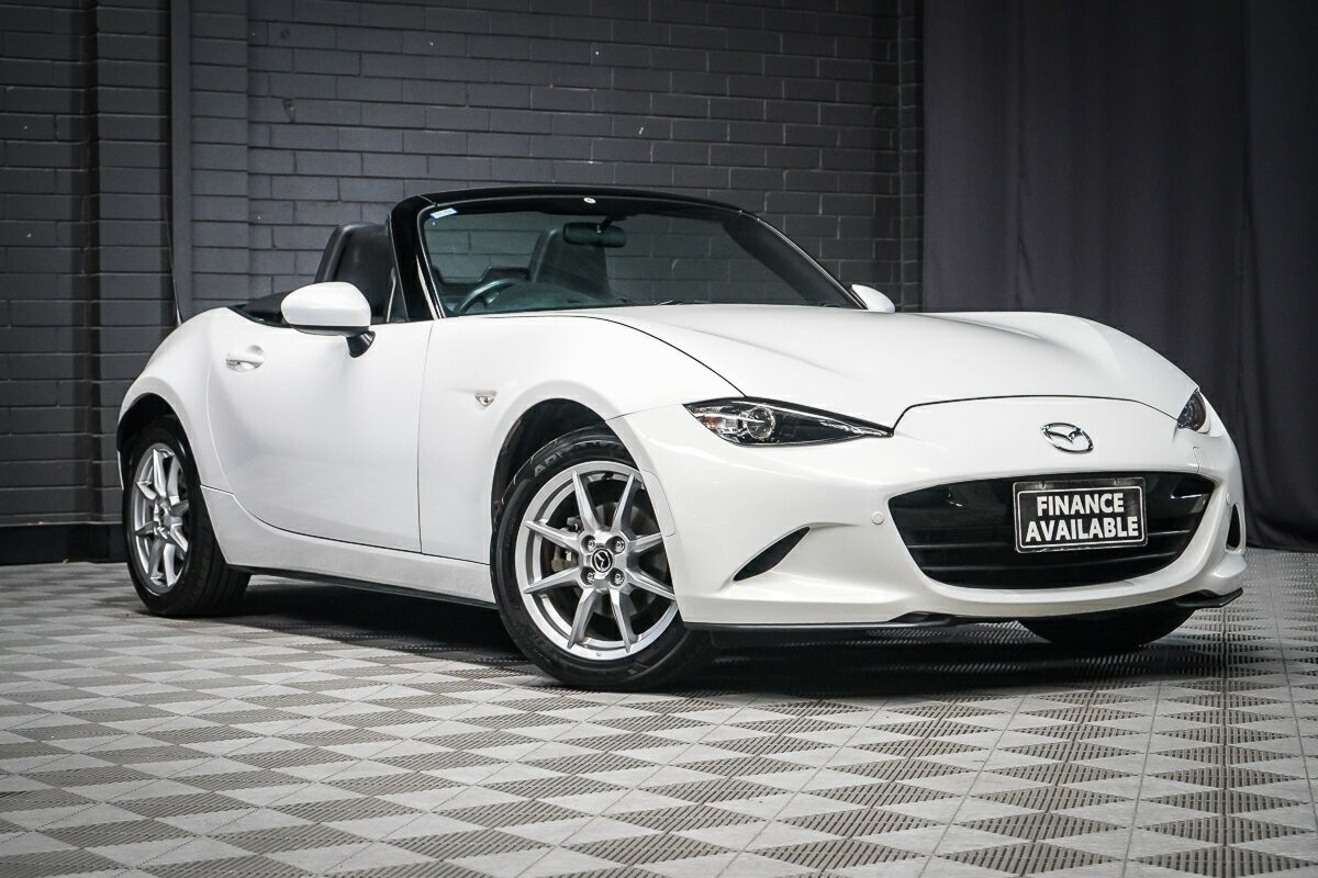 Mazda Mx-5 image 2