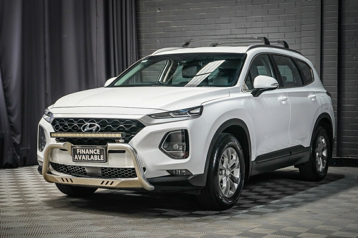 Hyundai Santa Fe image 4