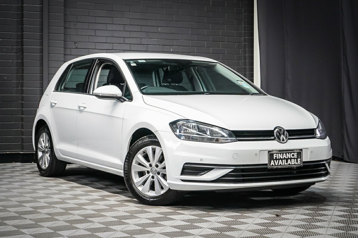 Volkswagen Golf image 1