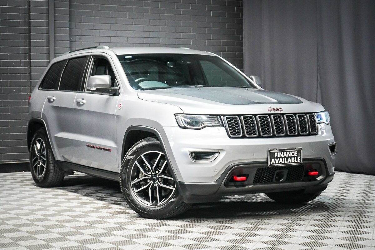 Jeep Grand Cherokee image 1