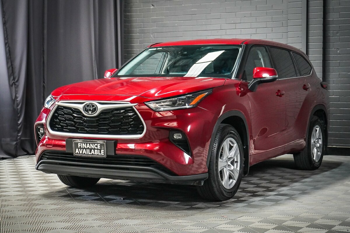 Toyota Kluger image 4