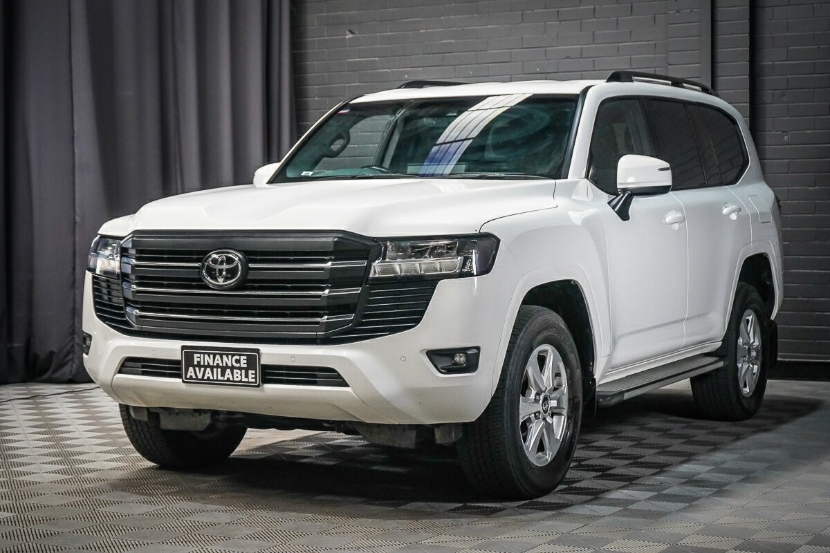 Toyota Landcruiser image 4