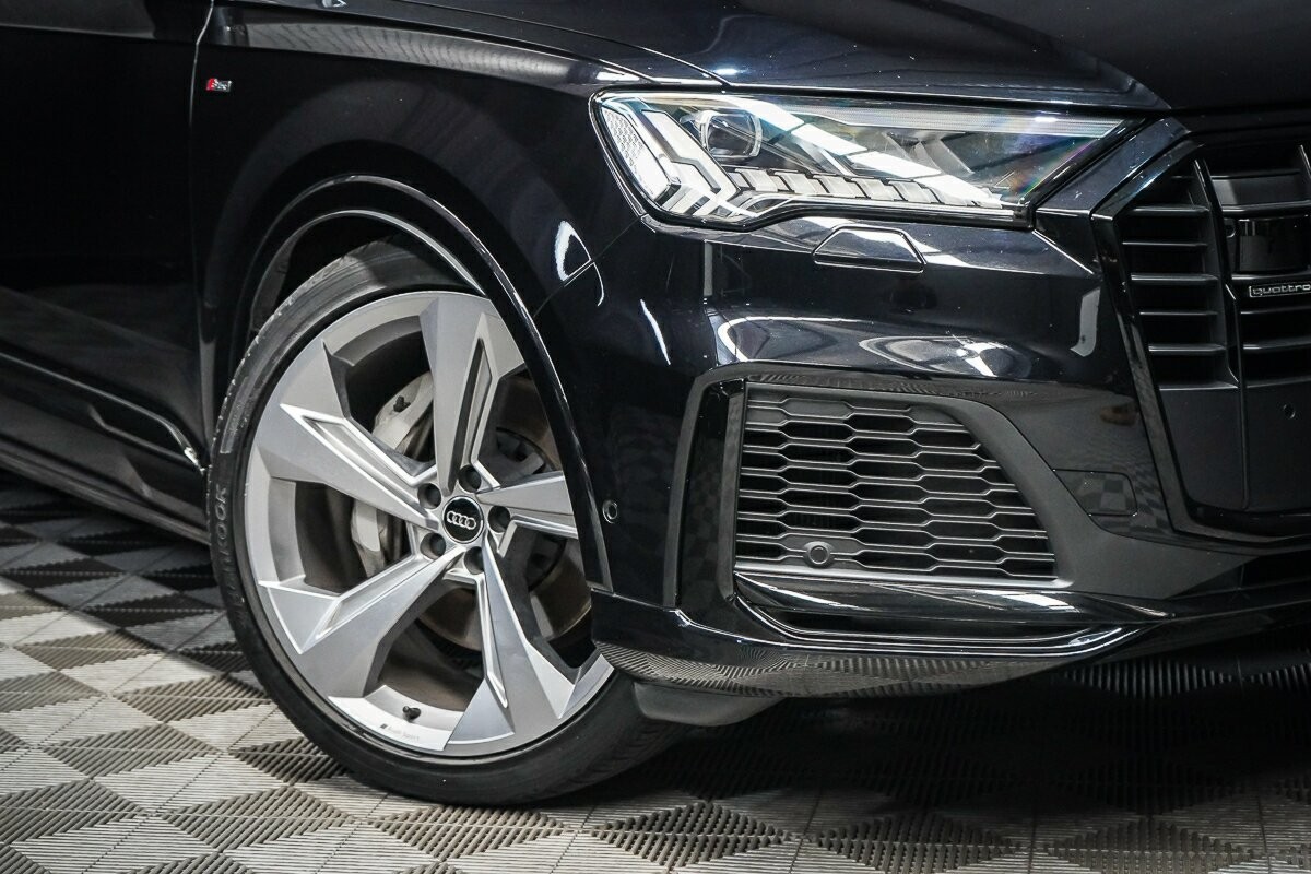 Audi Q7 image 2