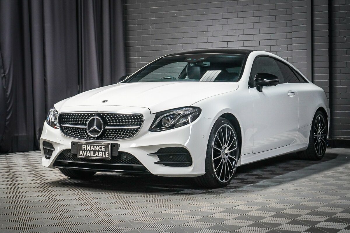 Mercedes Benz E-class image 4