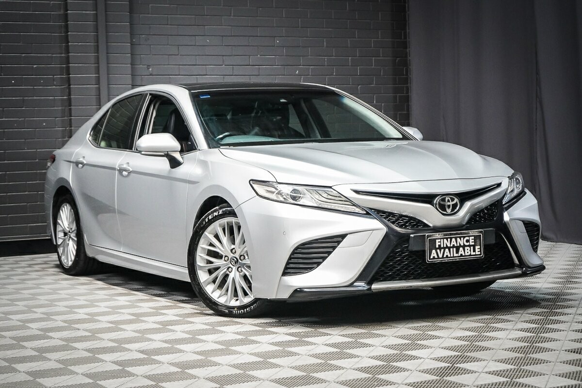 Toyota Camry image 1