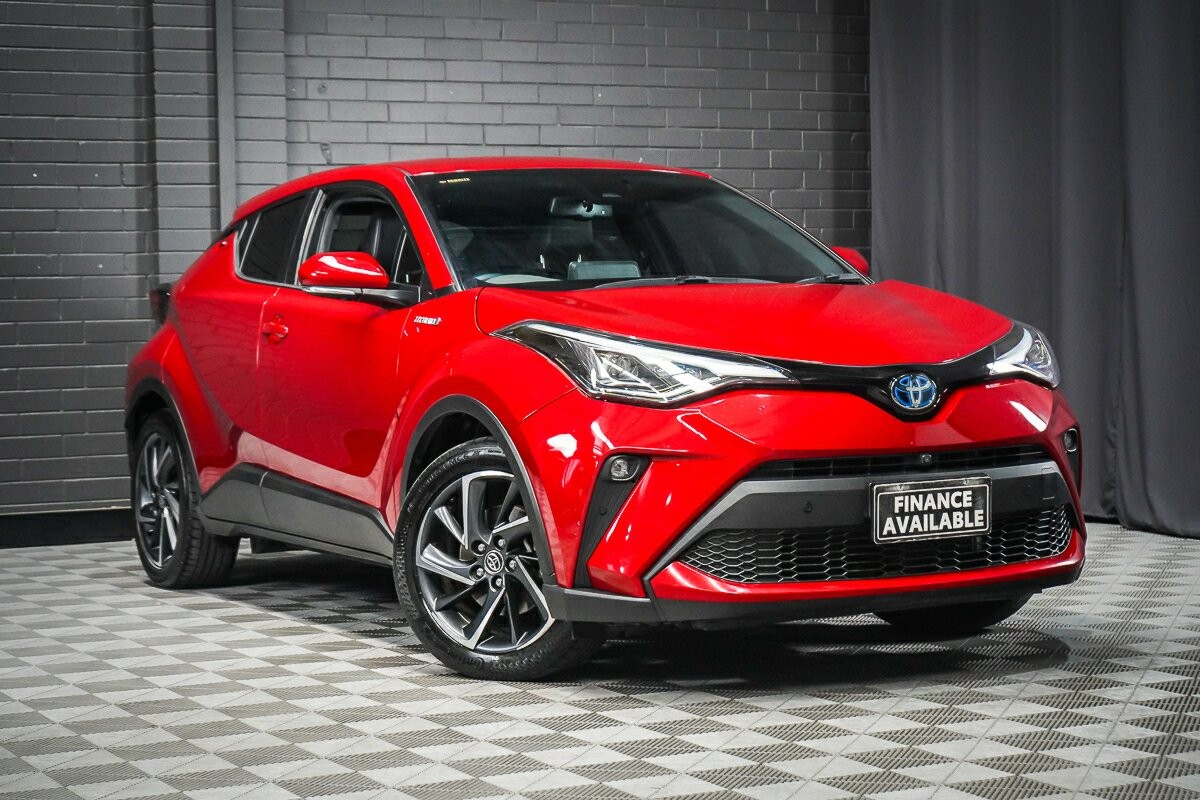 Toyota C-hr image 1