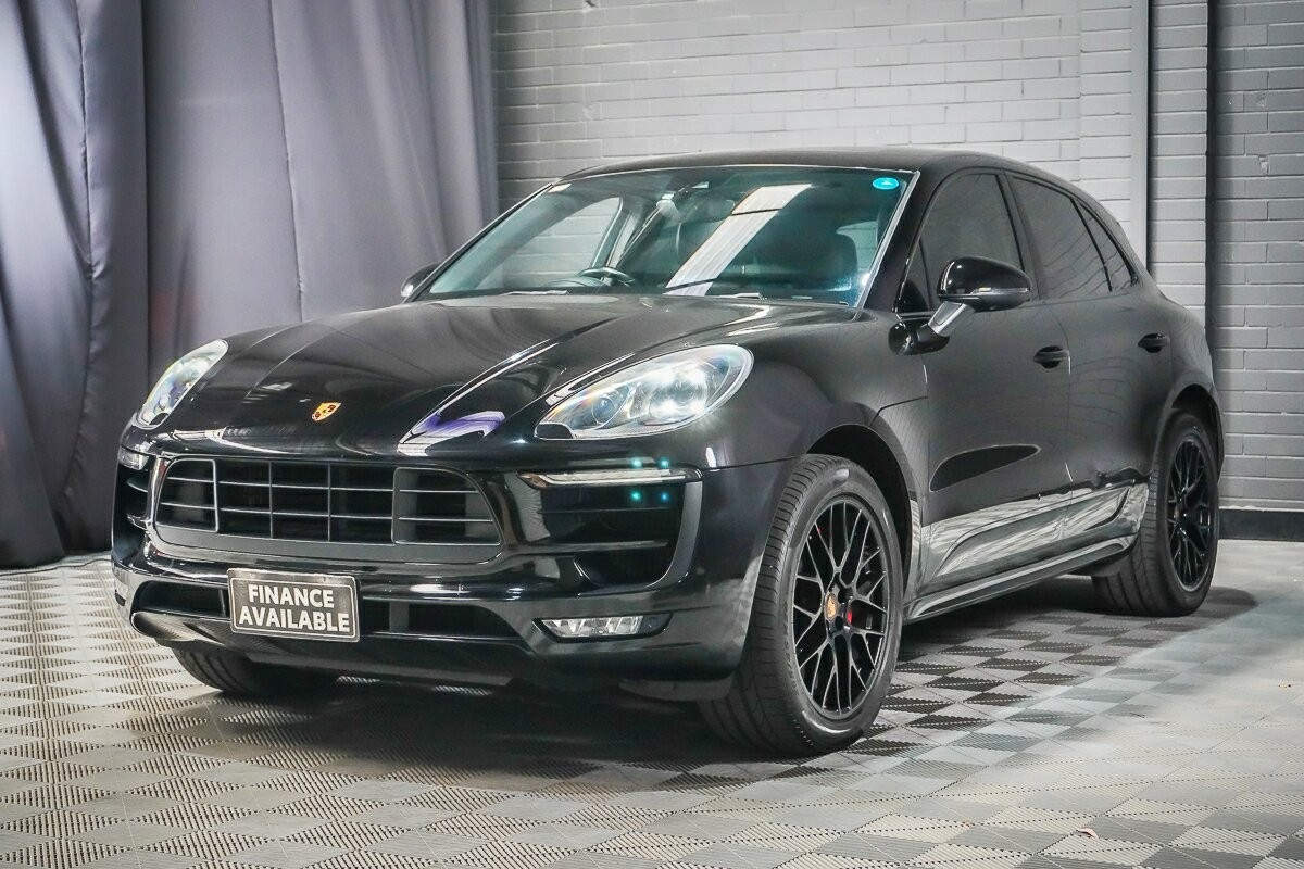 Porsche Macan image 4