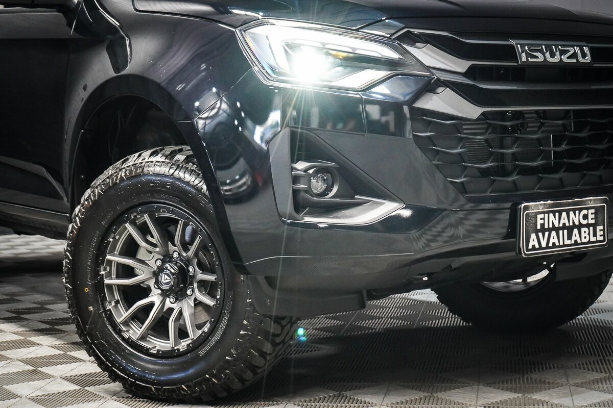 Isuzu D-max image 2