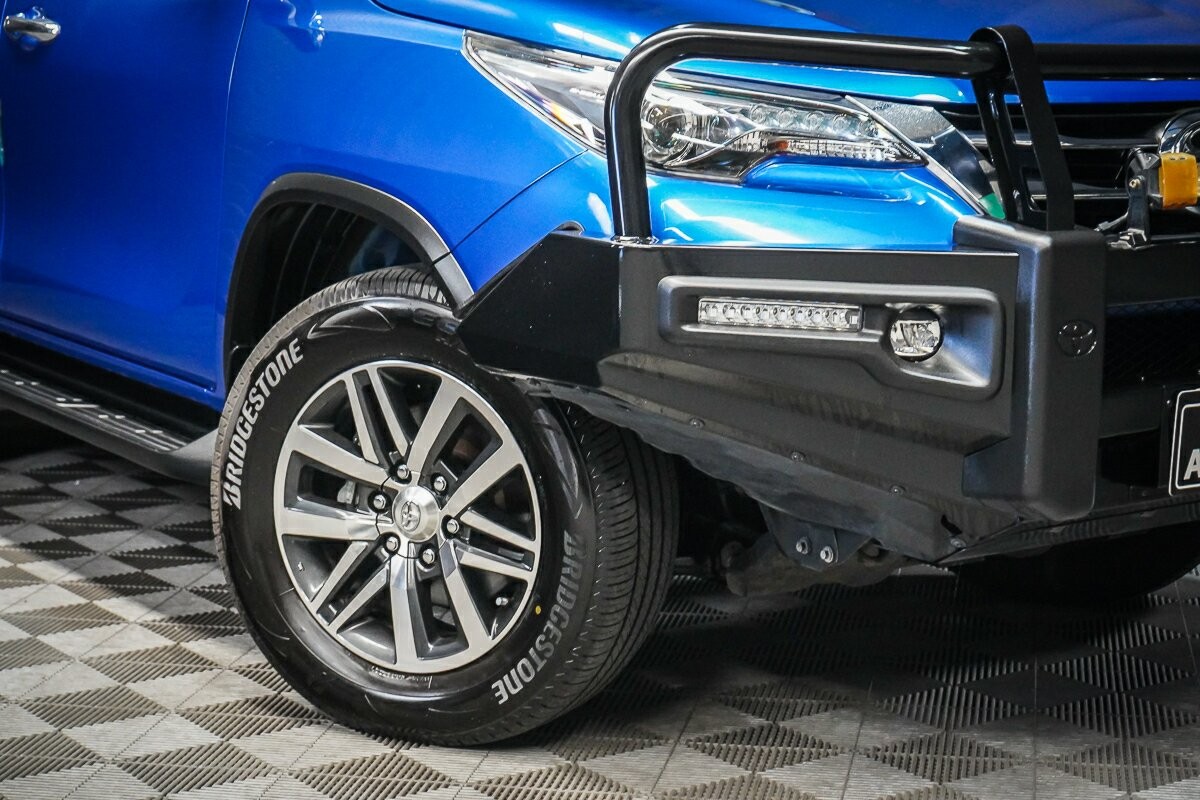 Toyota Fortuner image 2