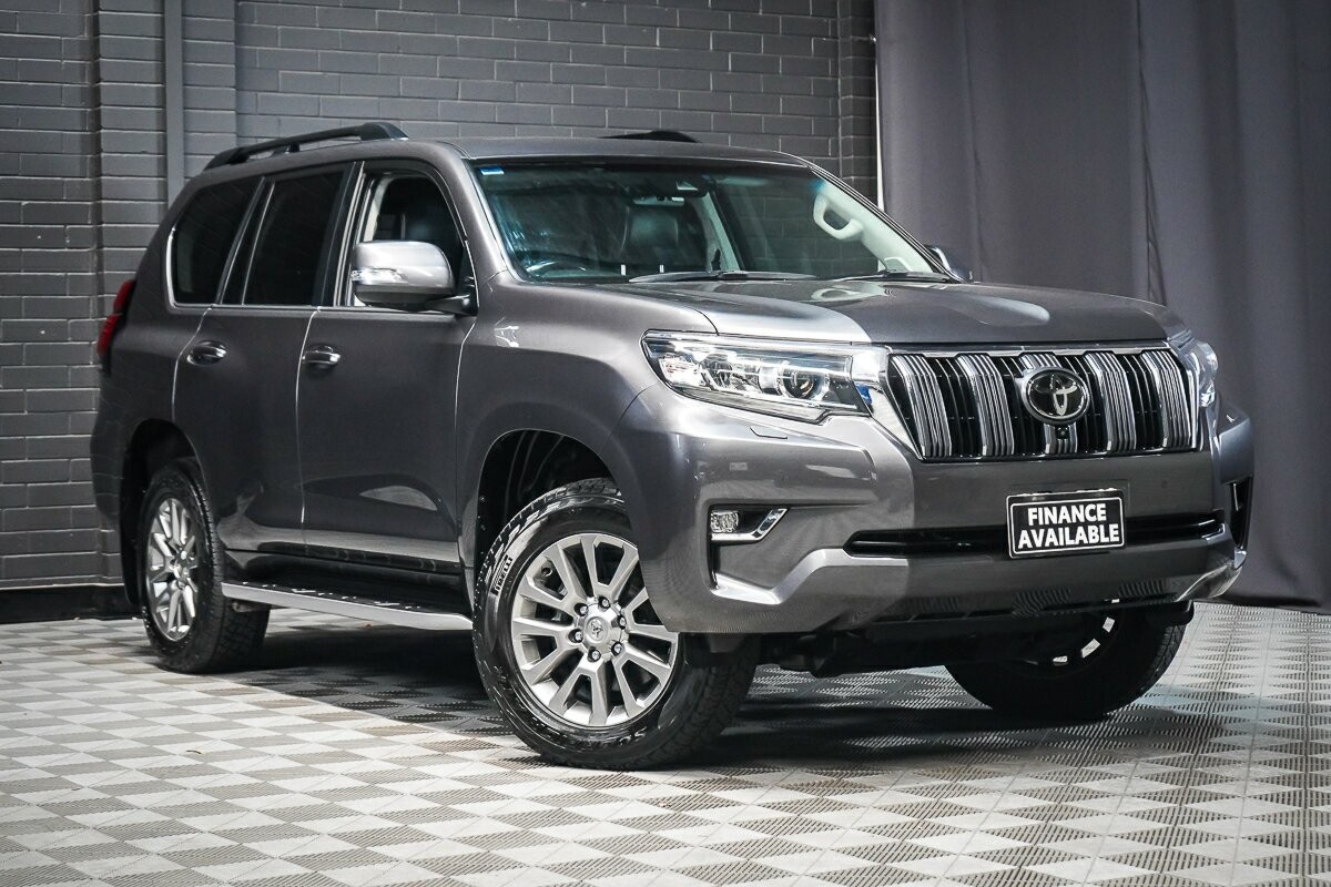 Toyota Landcruiser Prado image 1