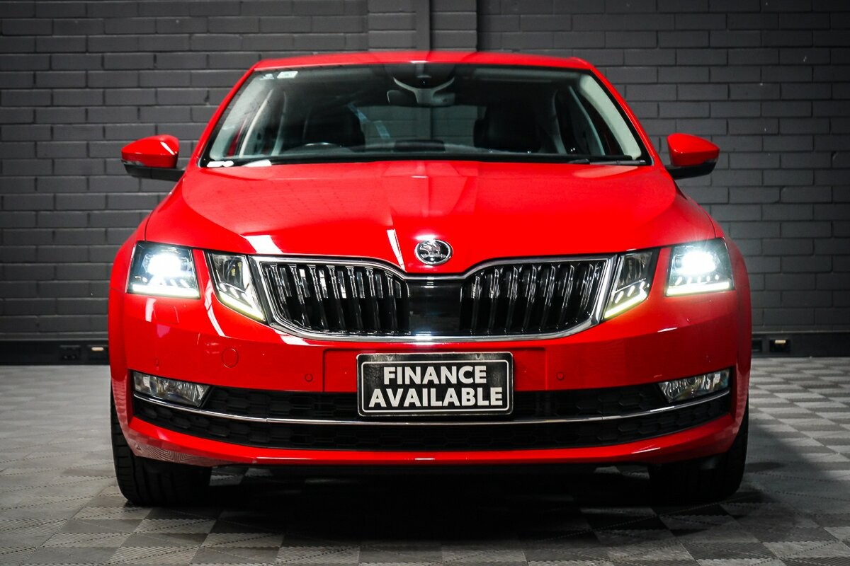 Skoda Octavia image 3