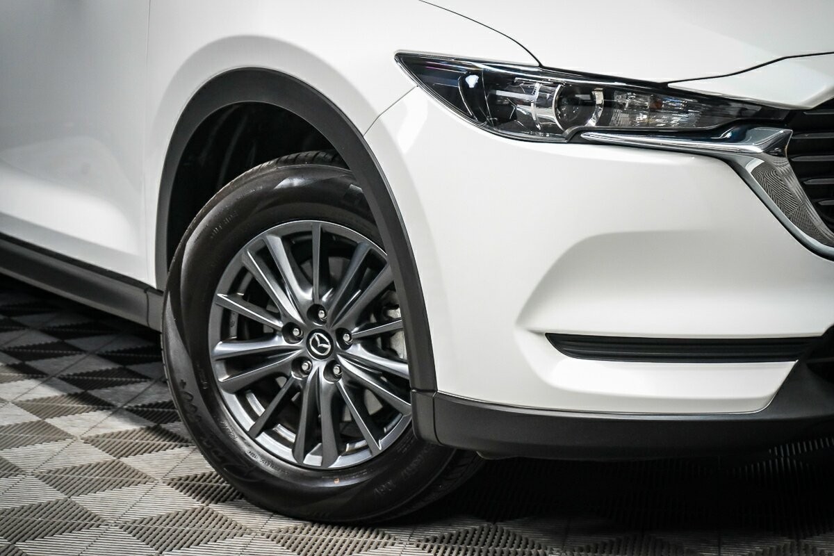 Mazda Cx-8 image 2