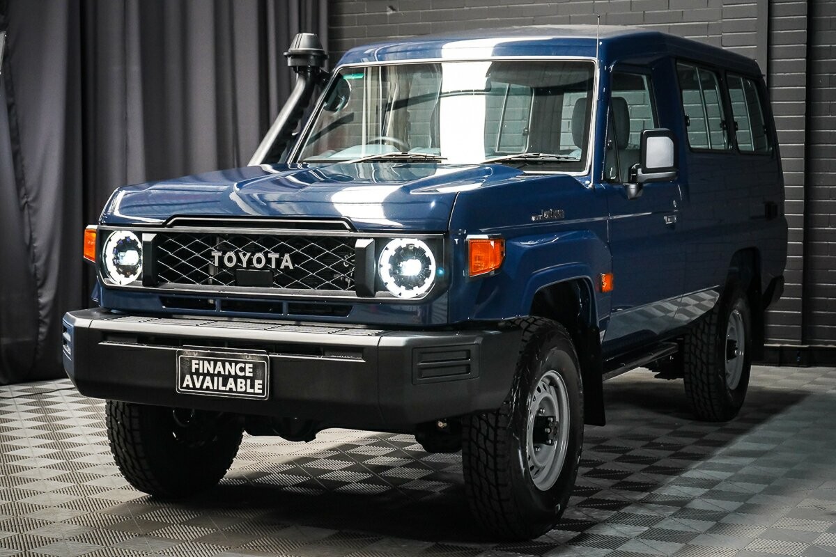 Toyota Landcruiser image 4