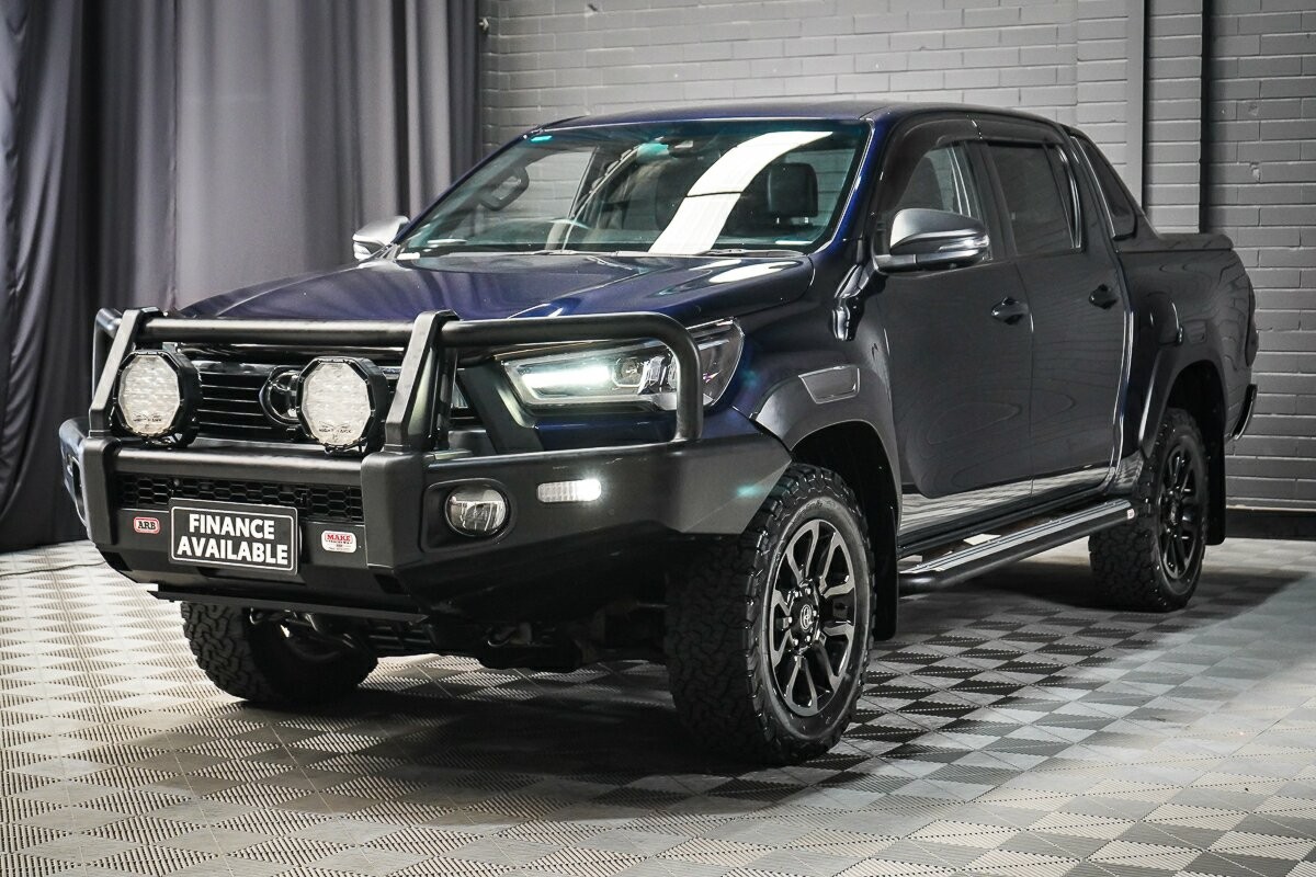 Toyota Hilux image 4