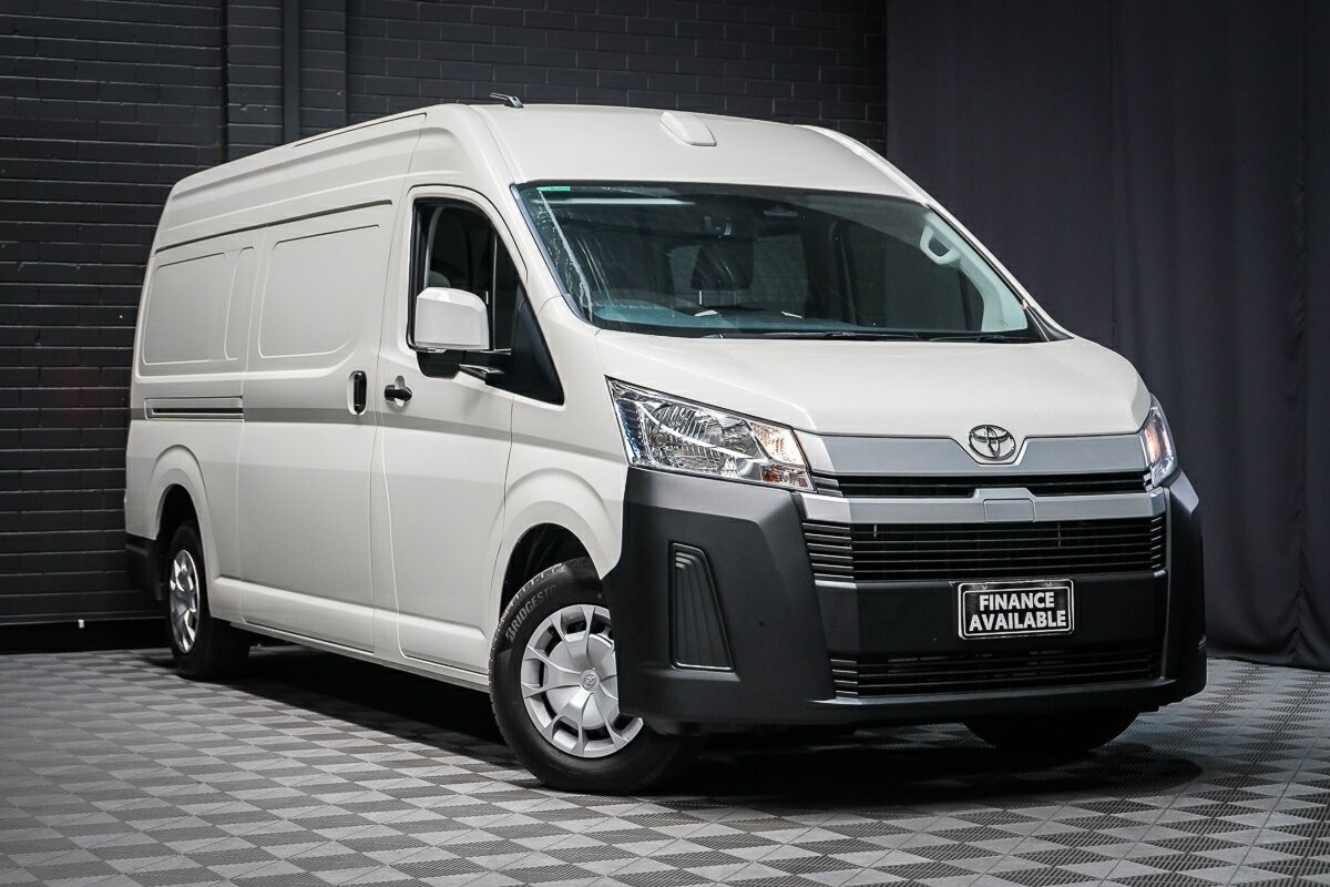 Toyota Hiace image 1