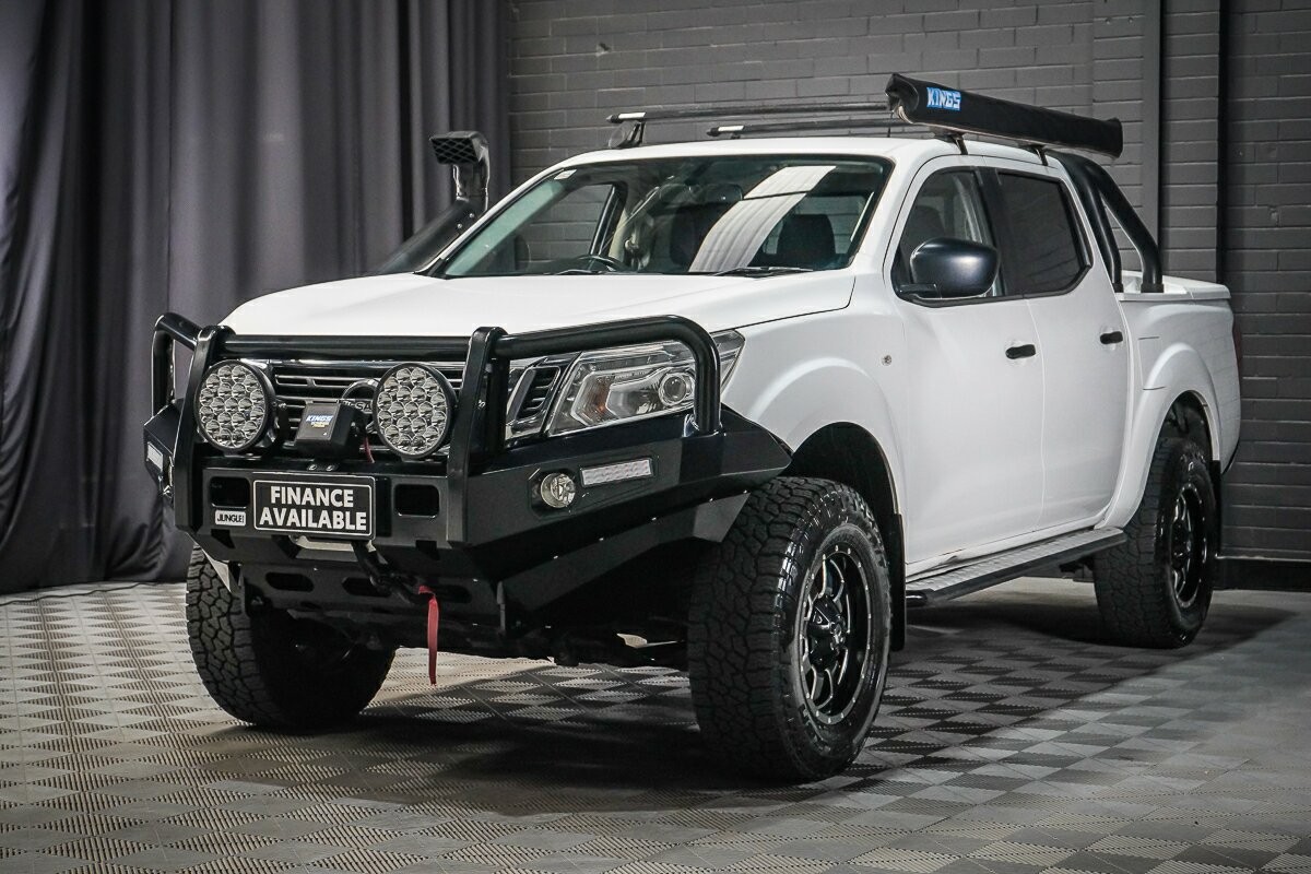 Nissan Navara image 4