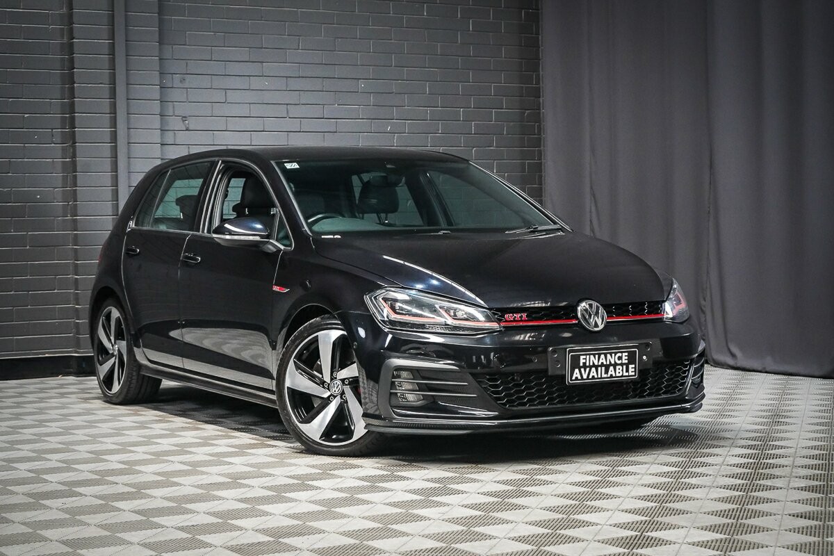 Volkswagen Golf image 1