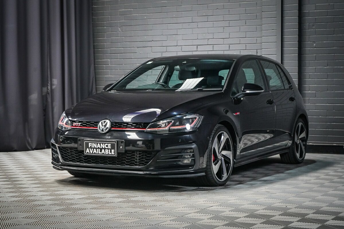 Volkswagen Golf image 4