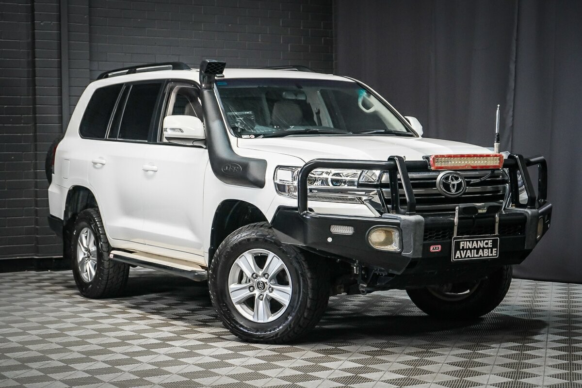 Toyota Landcruiser image 1