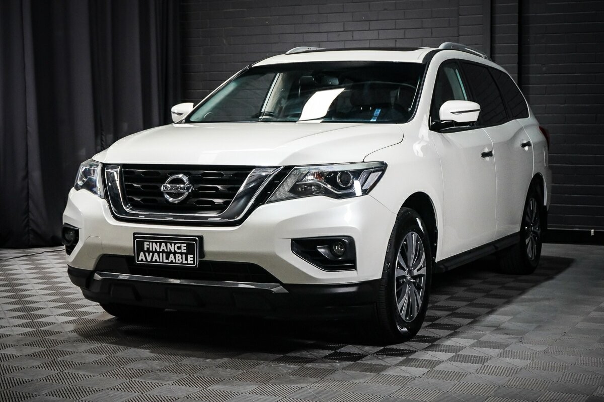 Nissan Pathfinder image 4