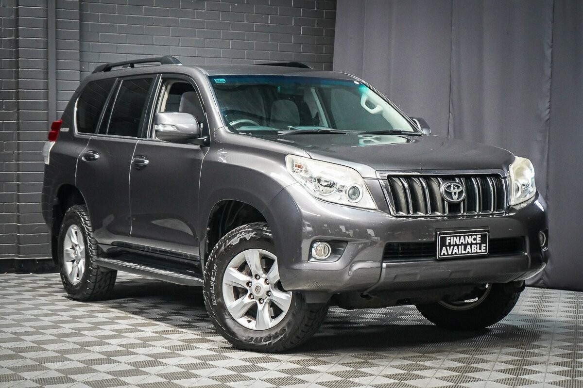 Toyota Landcruiser Prado image 1