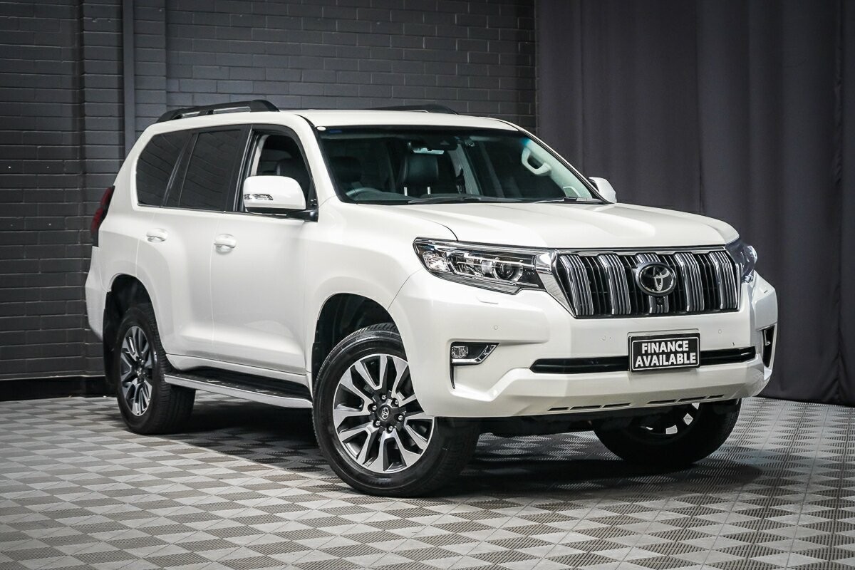 Toyota Landcruiser Prado image 1