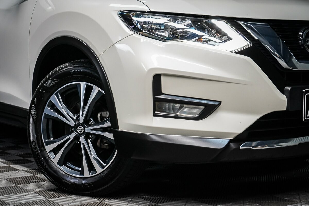 Nissan X-trail image 2