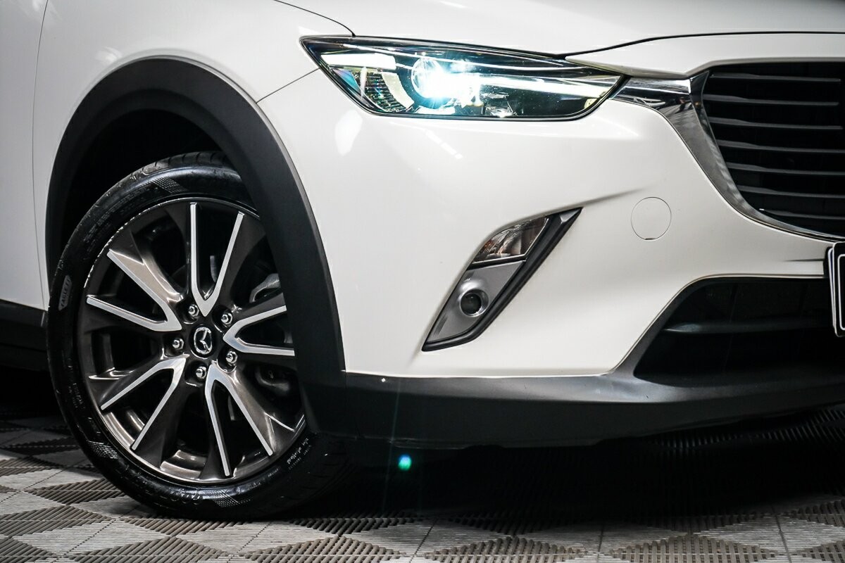 Mazda Cx-3 image 2