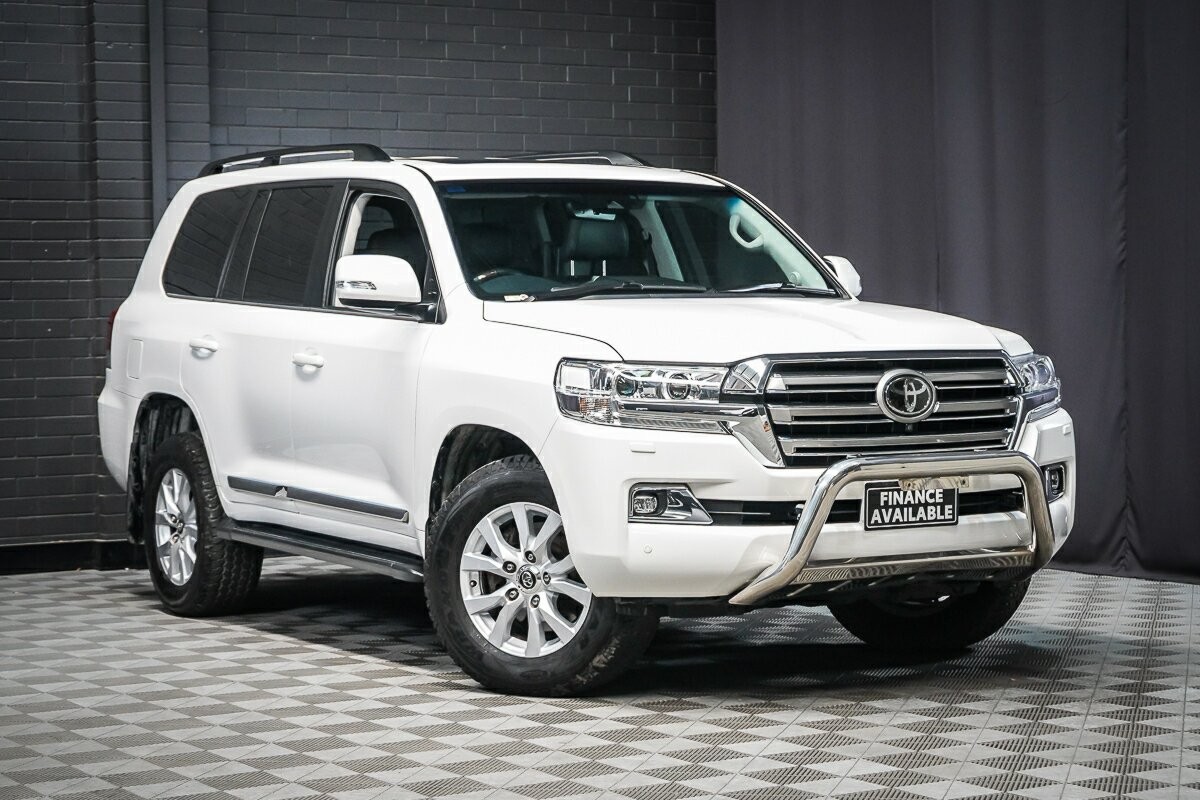 Toyota Landcruiser image 1