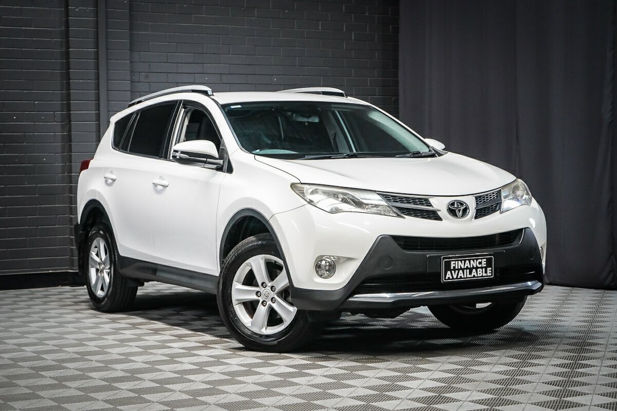 Toyota Rav4 image 1