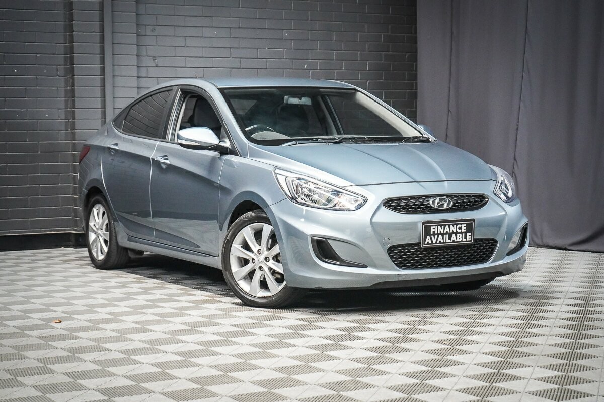 Hyundai Accent image 1