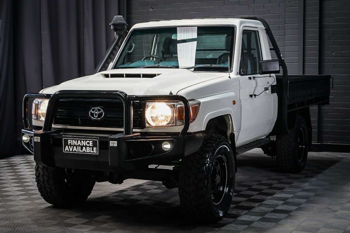 Toyota Landcruiser image 4