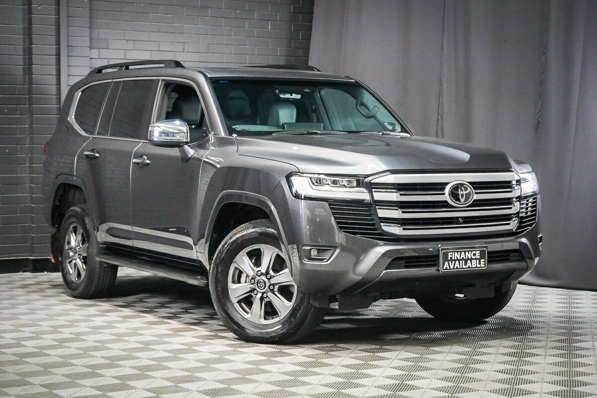 Toyota Landcruiser image 1