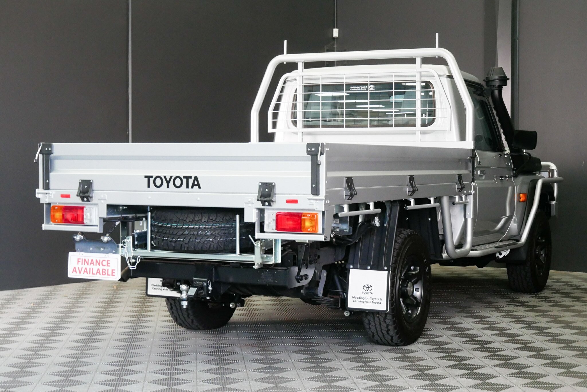 Toyota Landcruiser image 4