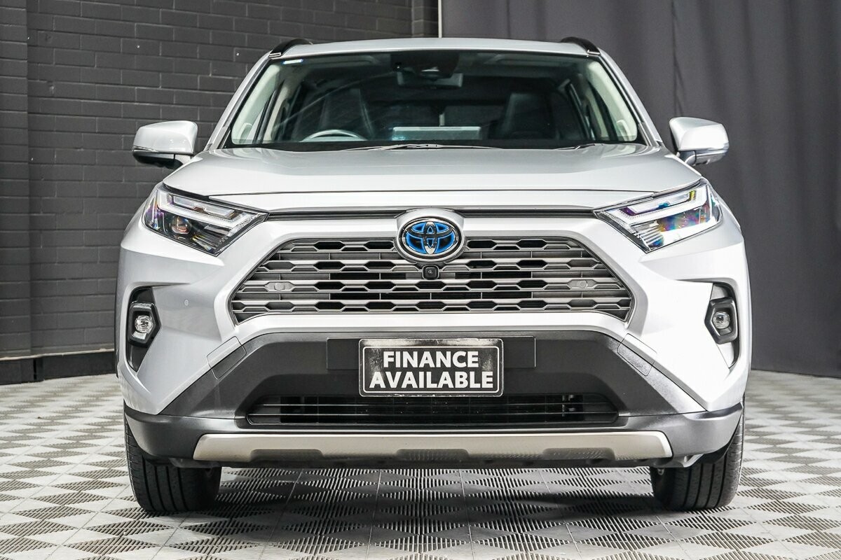 Toyota Rav4 image 3
