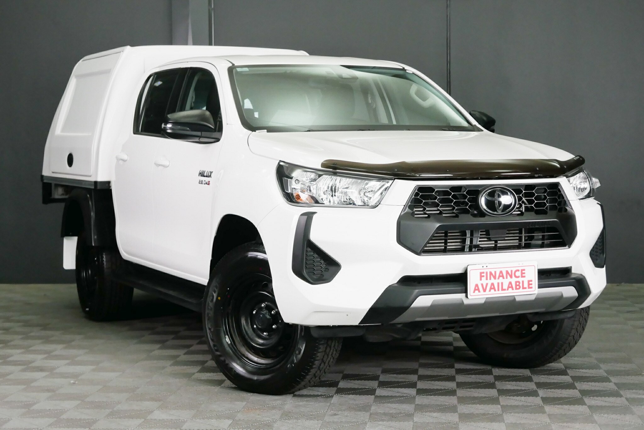 Toyota Hilux image 1