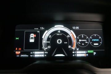 https://vehicle-cdn.autoleague.cloud/30640_11963600_13.jpg