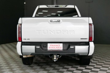 https://vehicle-cdn.autoleague.cloud/30640_11963600_4.jpg