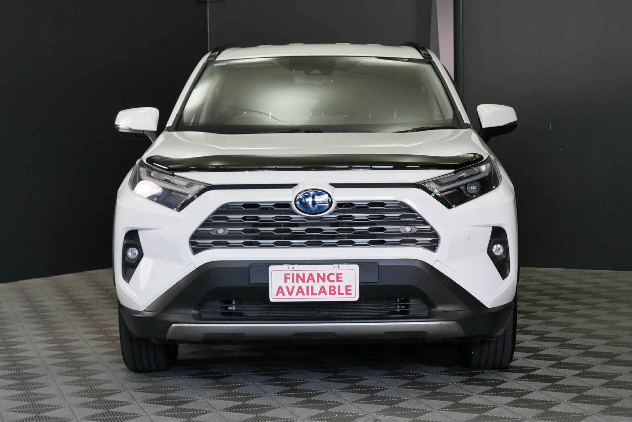 Toyota Rav4 image 2