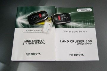 https://vehicle-cdn.autoleague.cloud/30640_12188024_24.jpg