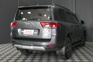 https://vehicle-cdn.autoleague.cloud/30640_12188024_5.jpg